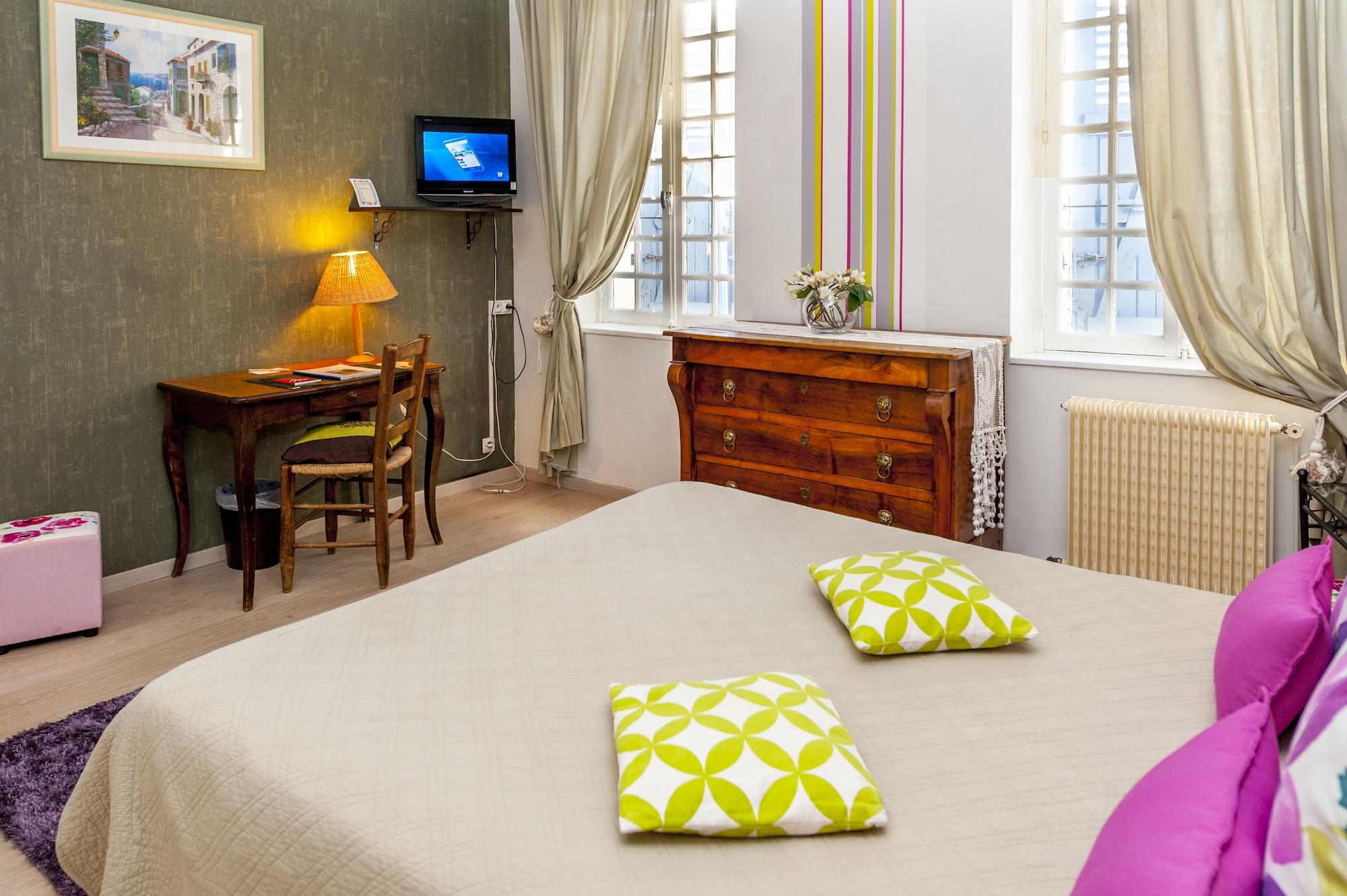 Logis Auberge De Tavel מראה חיצוני תמונה