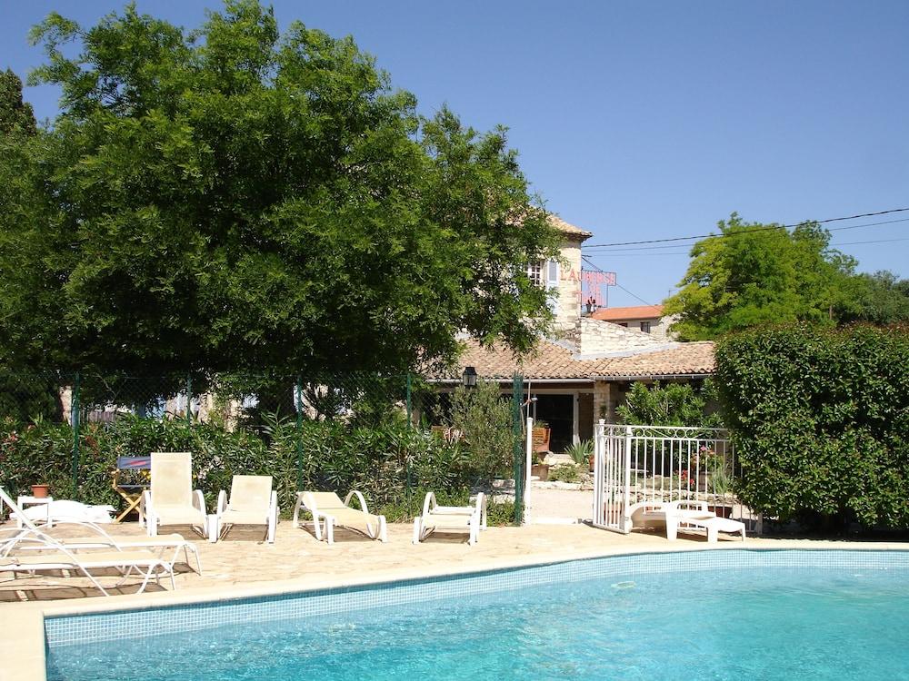 Logis Auberge De Tavel מראה חיצוני תמונה