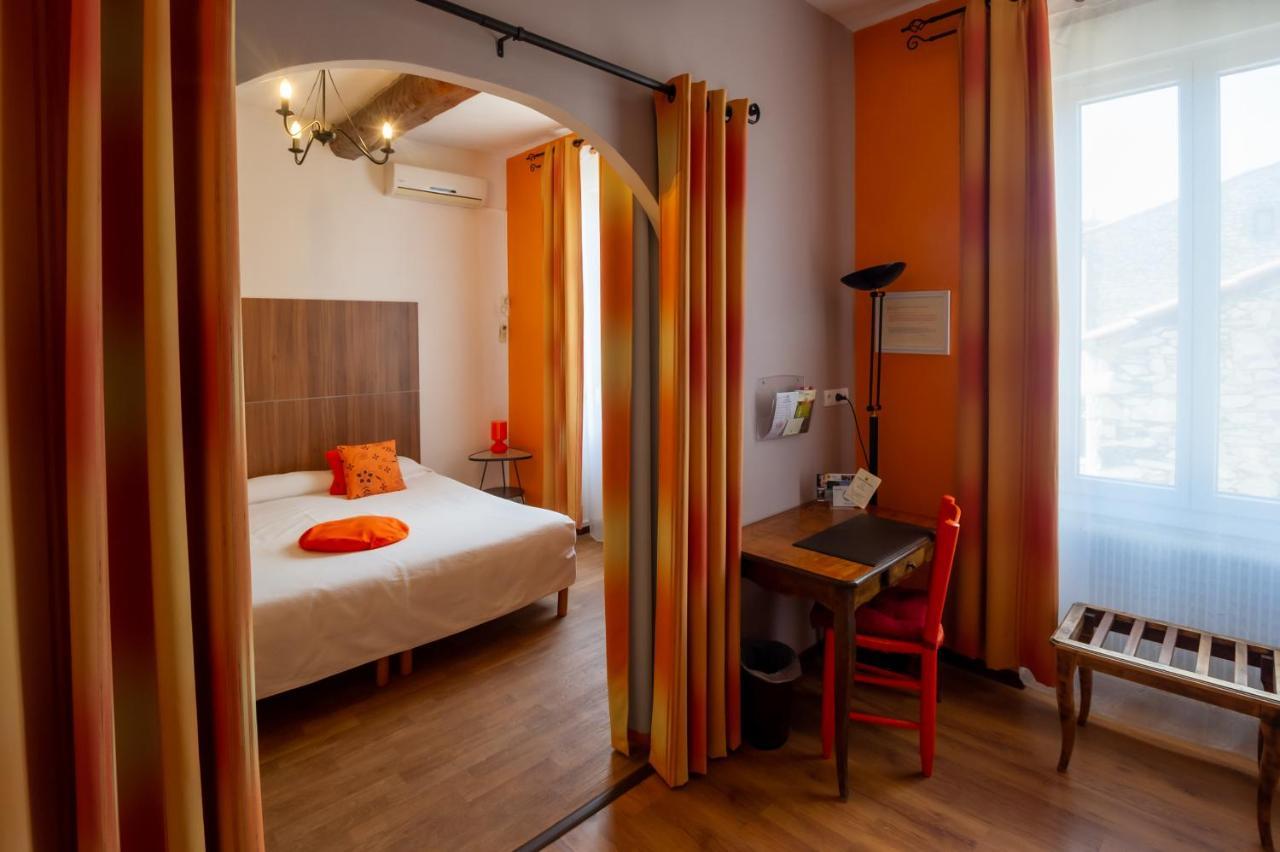 Logis Auberge De Tavel מראה חיצוני תמונה