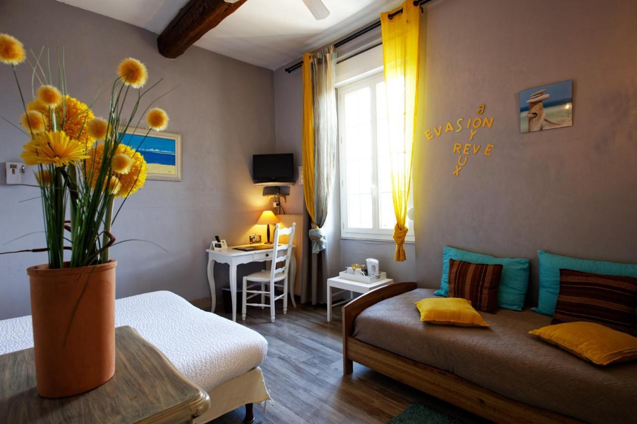 Logis Auberge De Tavel מראה חיצוני תמונה