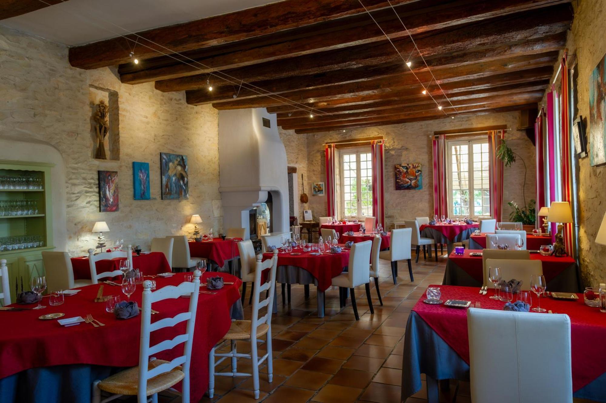 Logis Auberge De Tavel מראה חיצוני תמונה